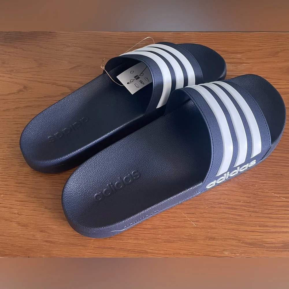 adidas Adilette Men’s Striped Slides Size 12 Three Stripes Casual Resortwear NEW
